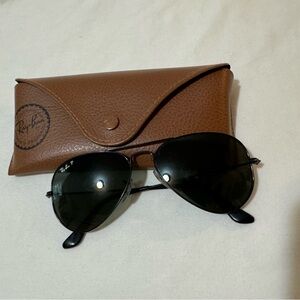Ray-Ban Black Aviator Sunglasses